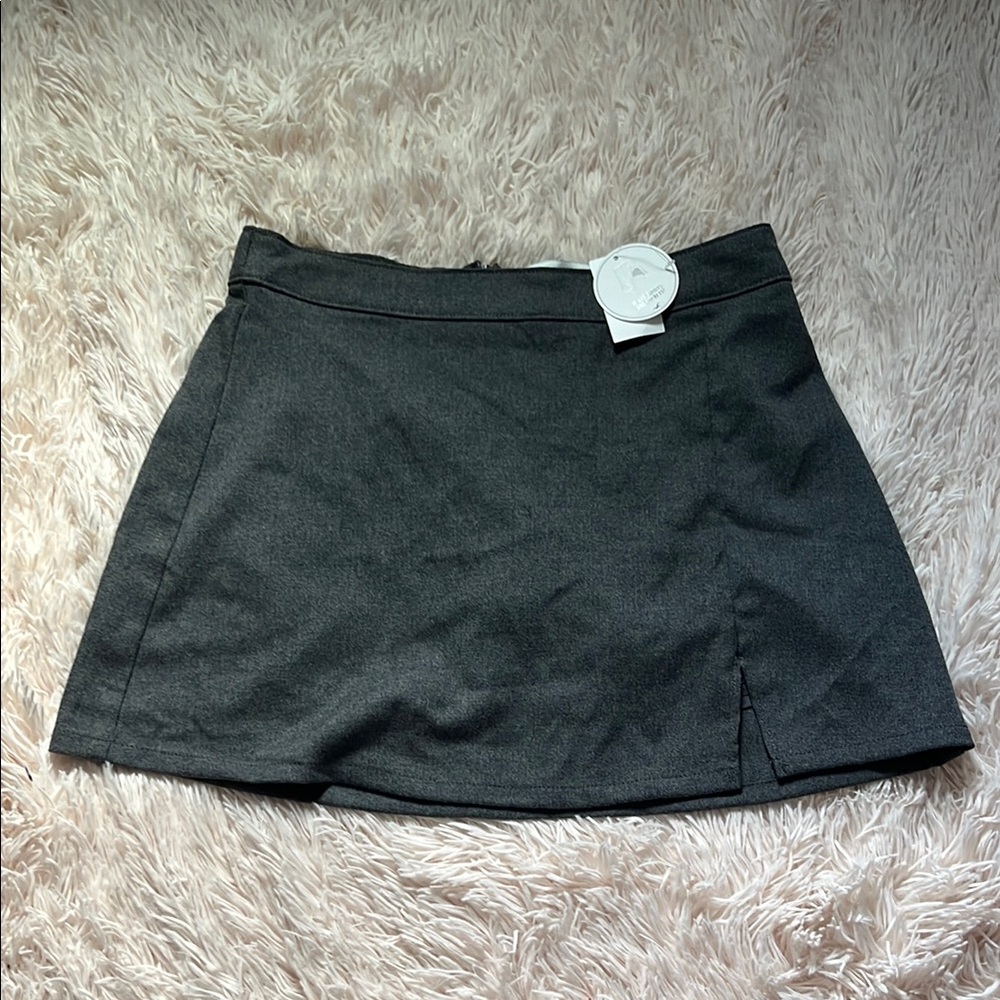 NWT Hollister Gray Skirt